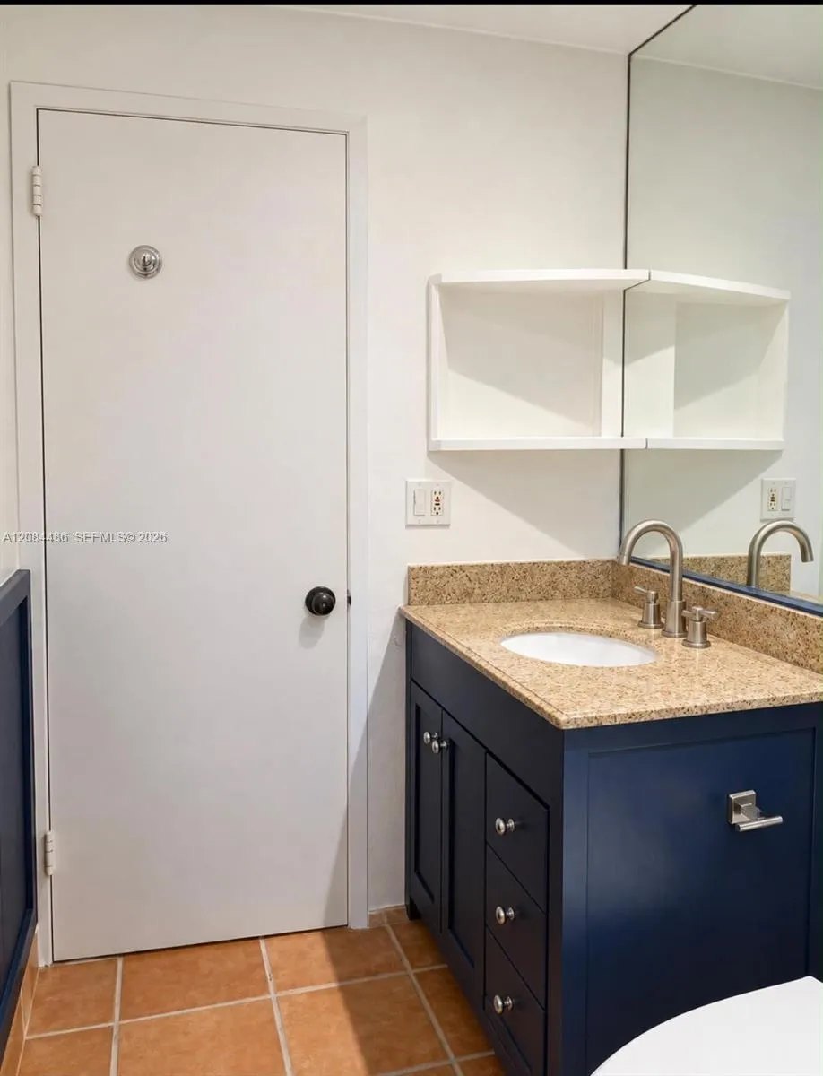 1408 Brickell Bay Dr #402 Miami, FL 33131