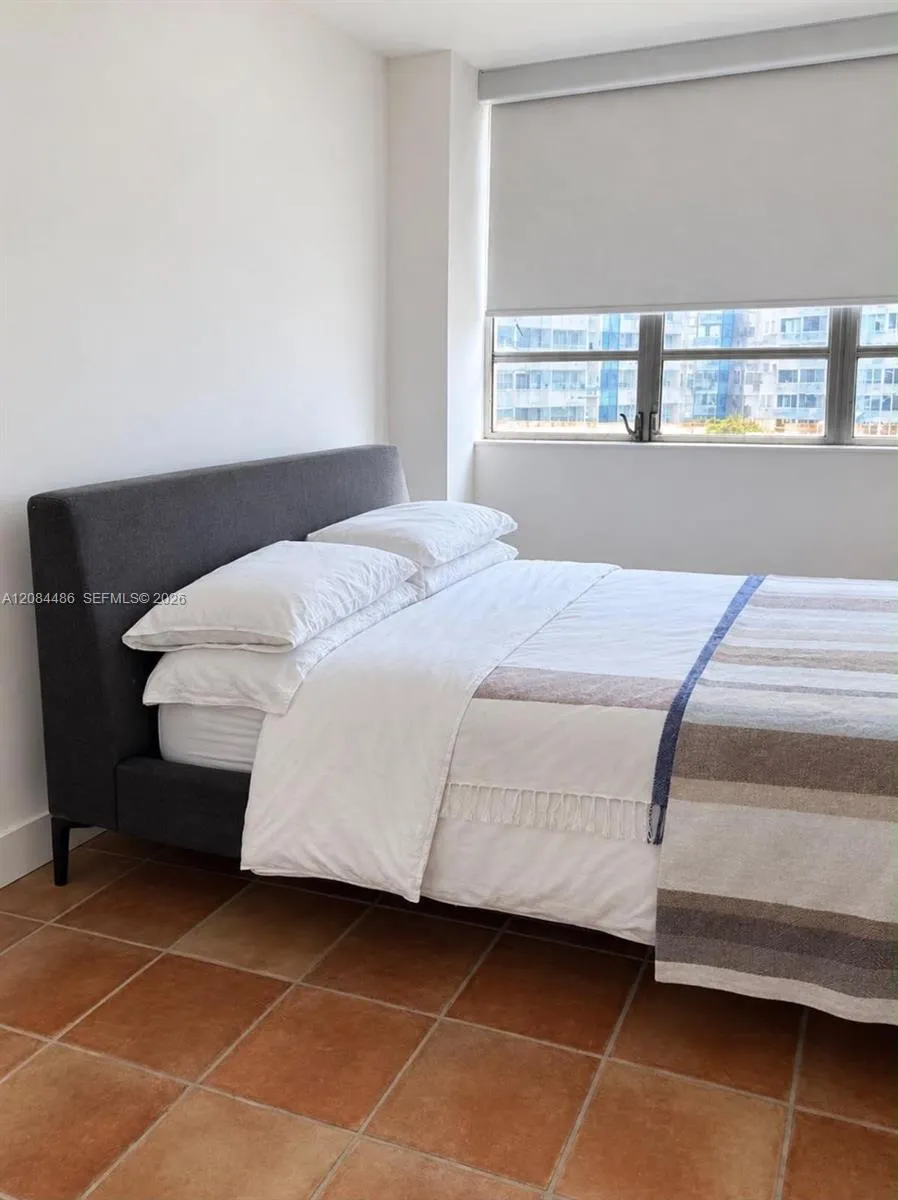 1408 Brickell Bay Dr #402 Miami, FL 33131