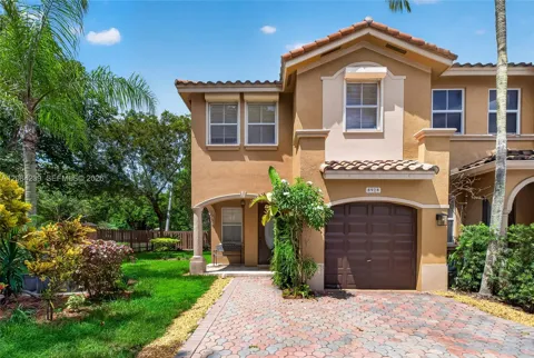8928 SW 109th Ave