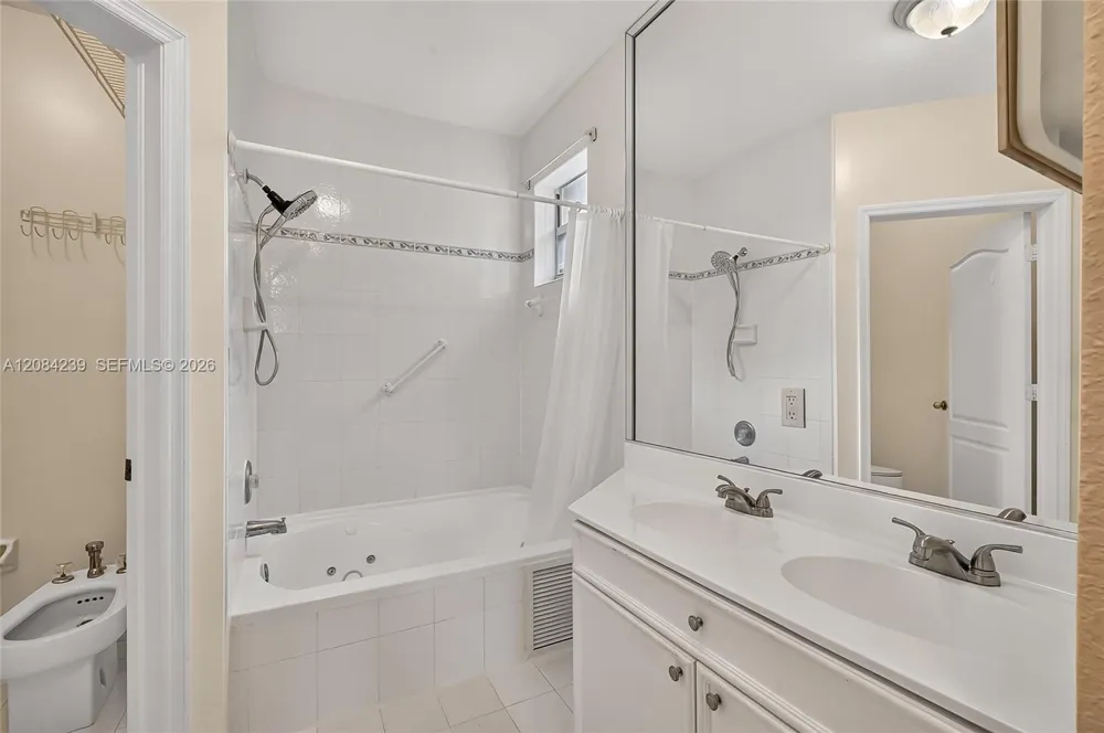 8928 SW 109th Ave Miami, FL 33176