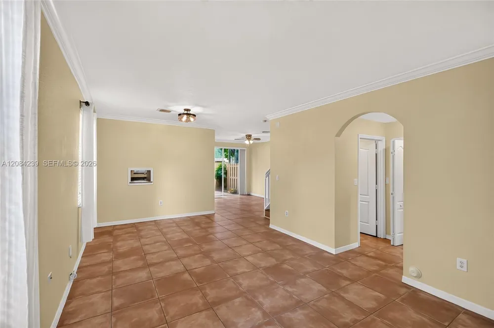 8928 SW 109th Ave Miami, FL 33176