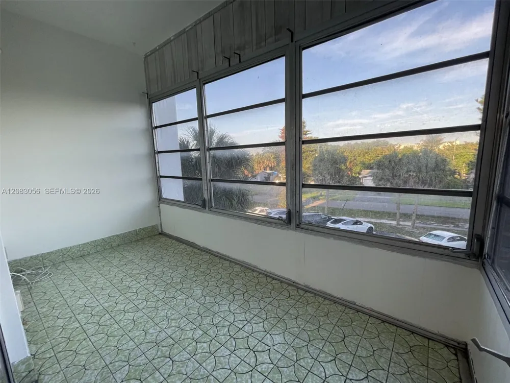 2061 NW 47th Ter #306 Lauderhill, FL 33313