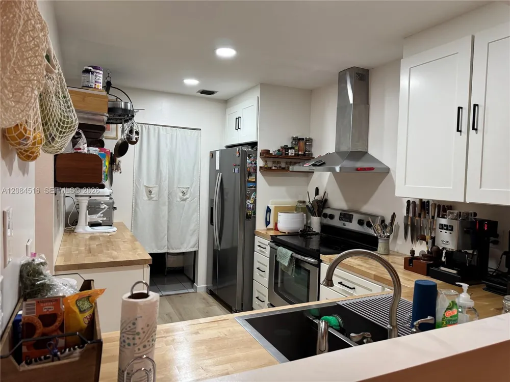 2308 37th Ave Hollywood, FL 33021