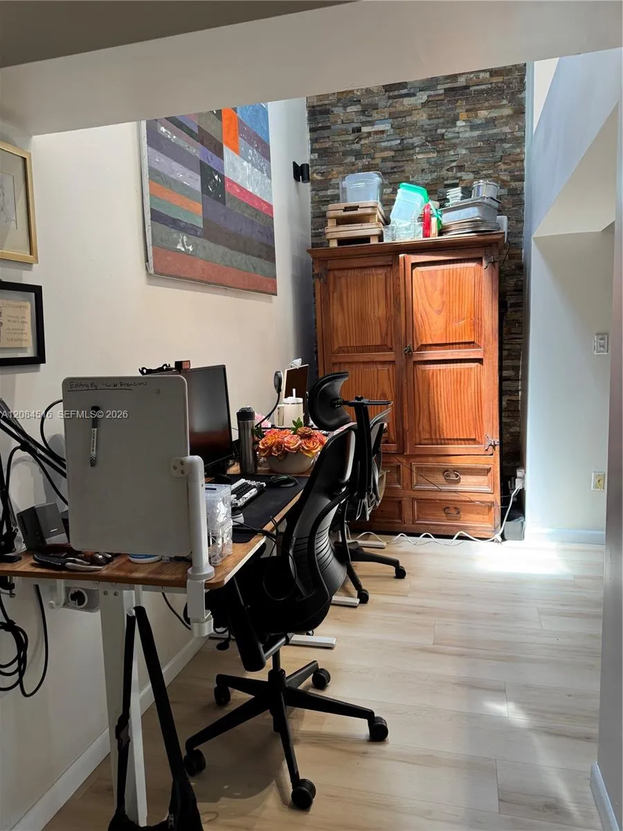 2308 37th Ave Hollywood, FL 33021