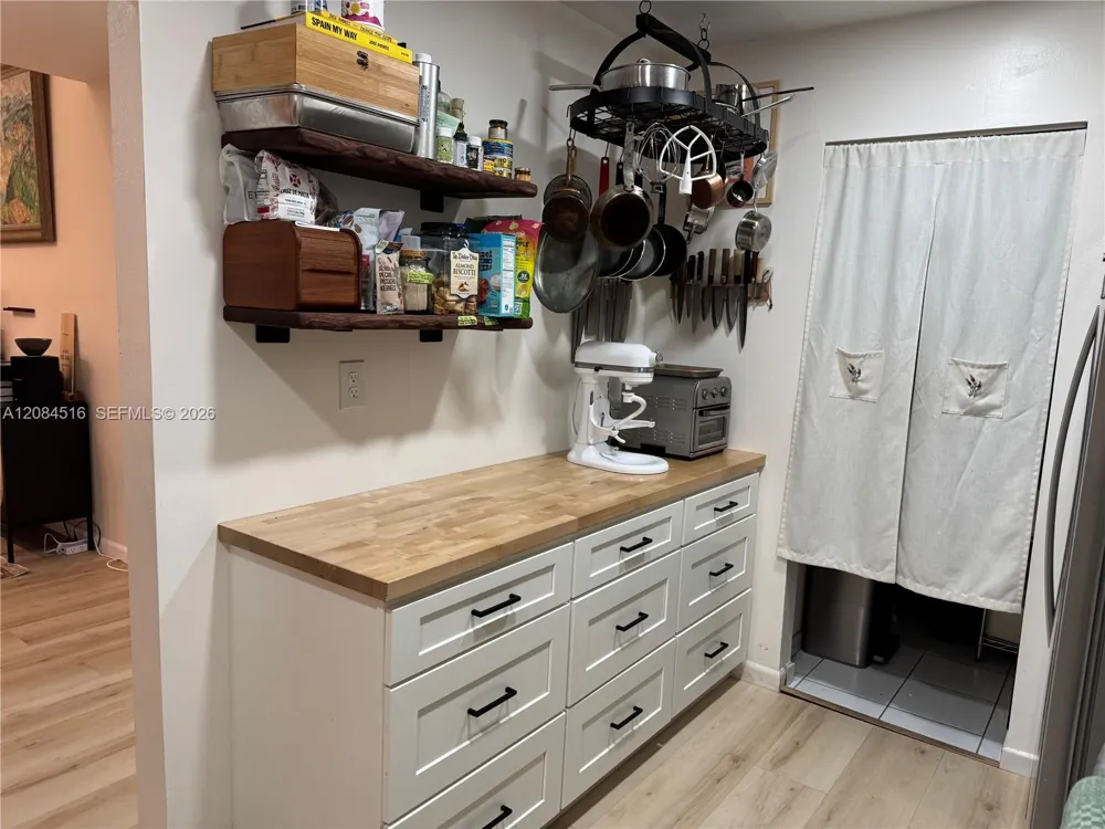2308 37th Ave Hollywood, FL 33021