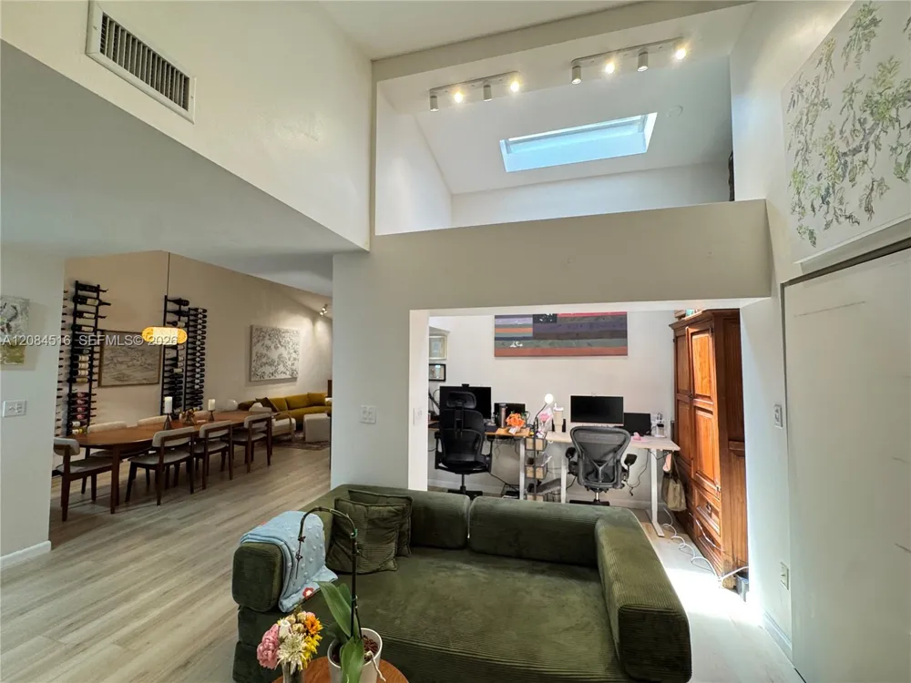 2308 37th Ave Hollywood, FL 33021
