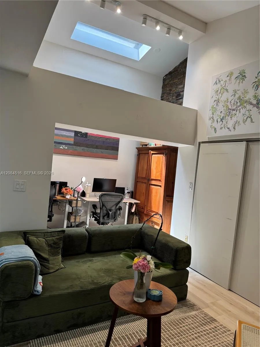 2308 37th Ave Hollywood, FL 33021