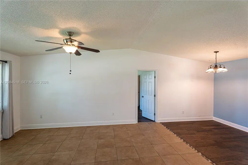 618 SW Ray Ave Port St. Lucie, FL 34983