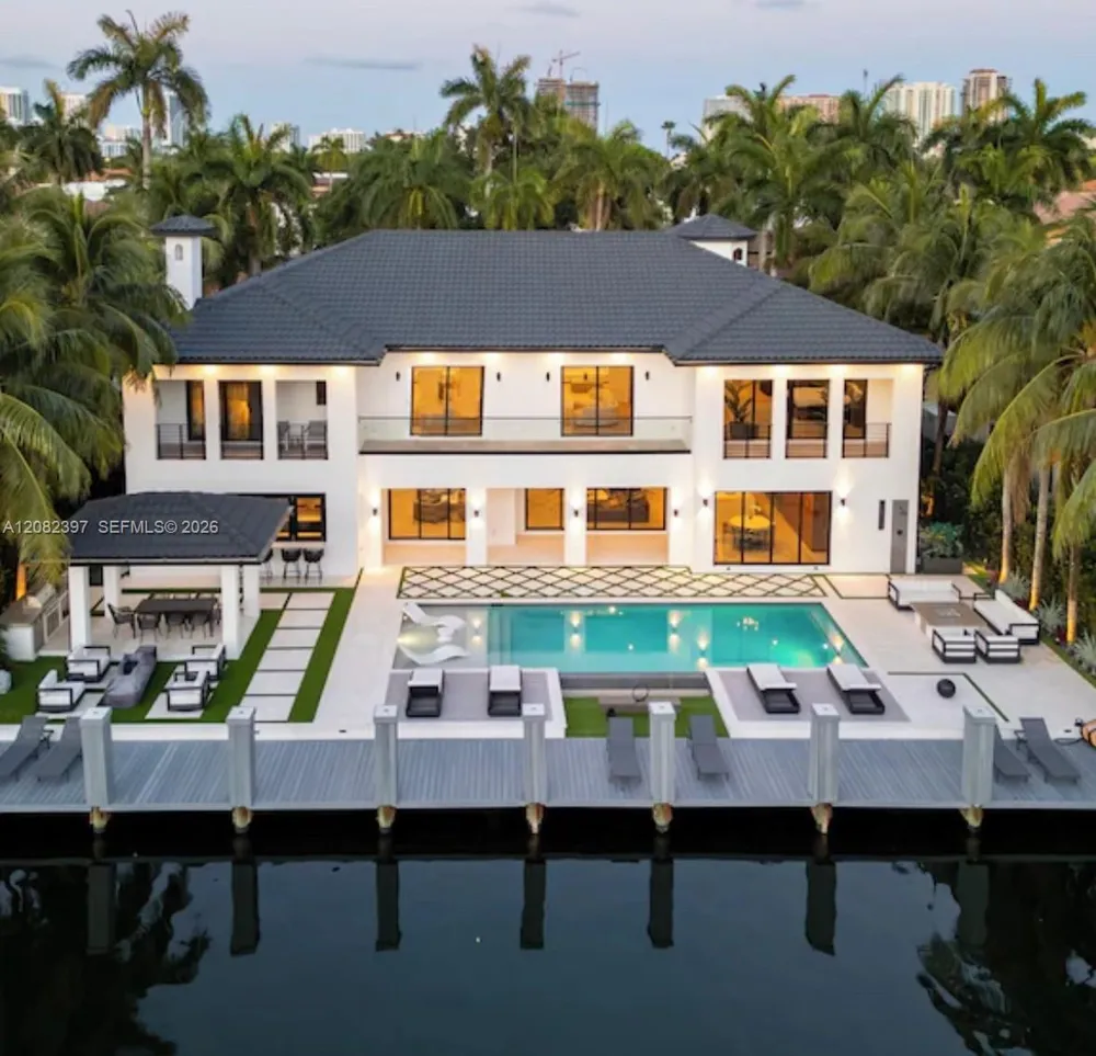 131 Royal Palm Dr #0 Fort Lauderdale, FL 33301