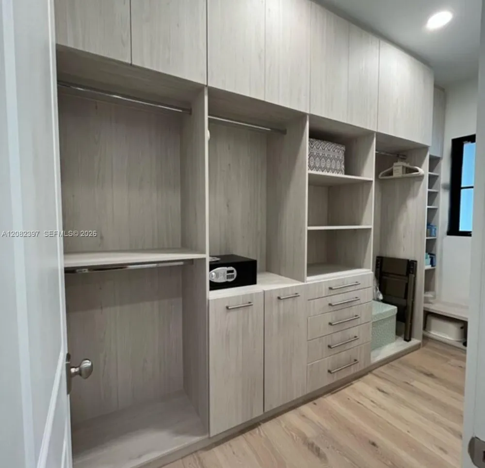 131 Royal Palm Dr #0 Fort Lauderdale, FL 33301