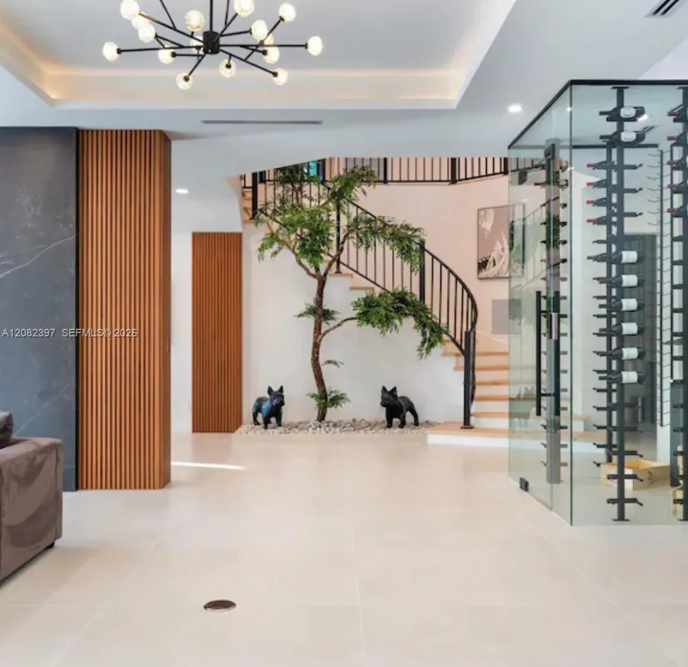 131 Royal Palm Dr #0 Fort Lauderdale, FL 33301