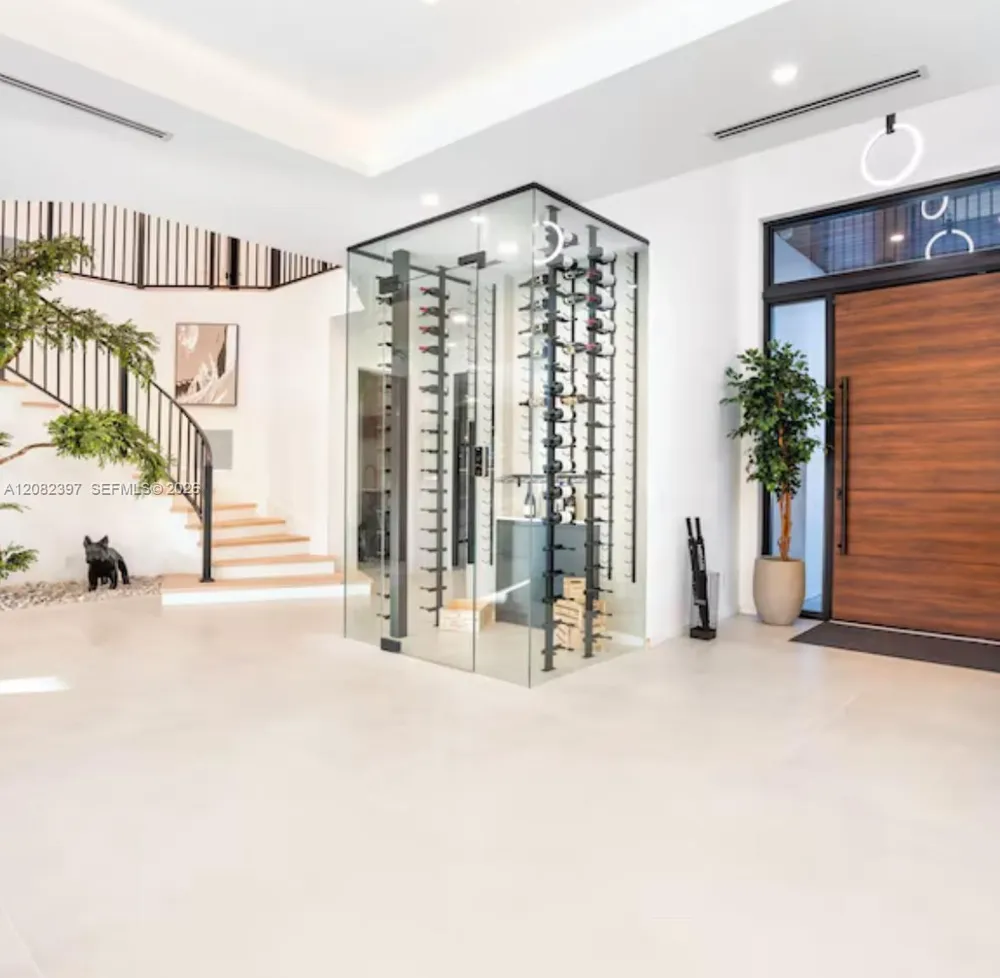 131 Royal Palm Dr #0 Fort Lauderdale, FL 33301