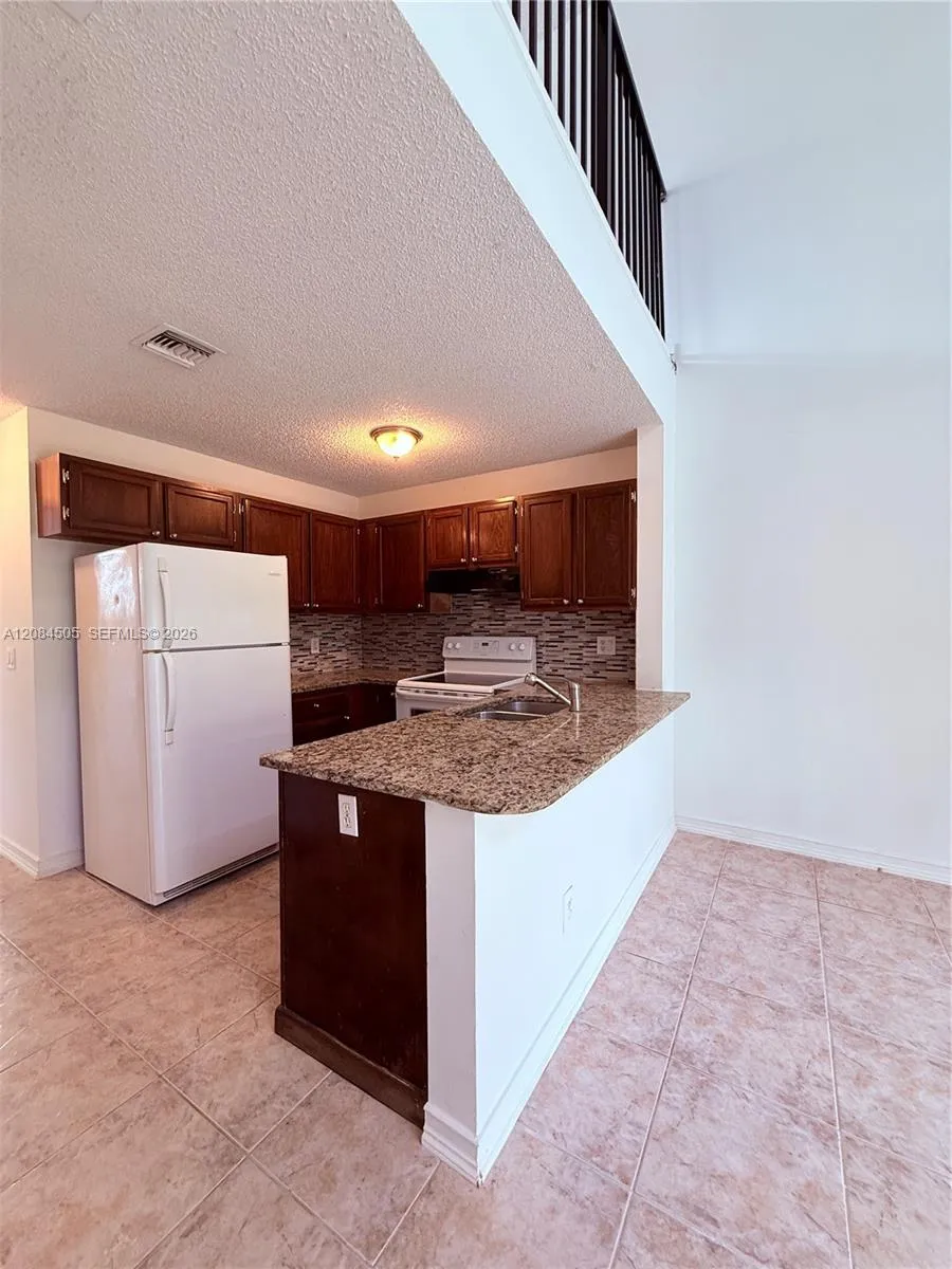 3591 NW 91st Ave Sunrise, FL 33351