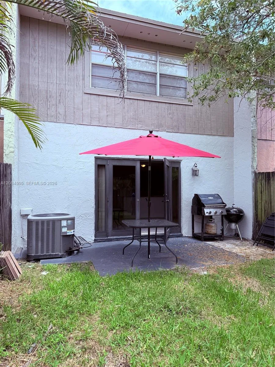 3591 NW 91st Ave Sunrise, FL 33351