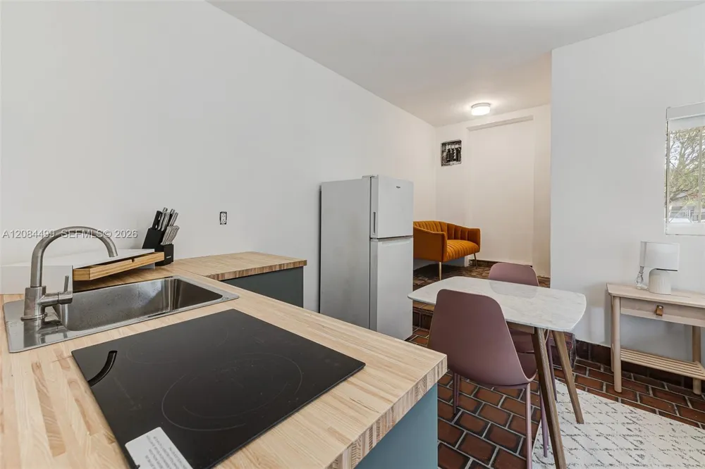 571 NE 64th St #Studio Miami, FL 33138