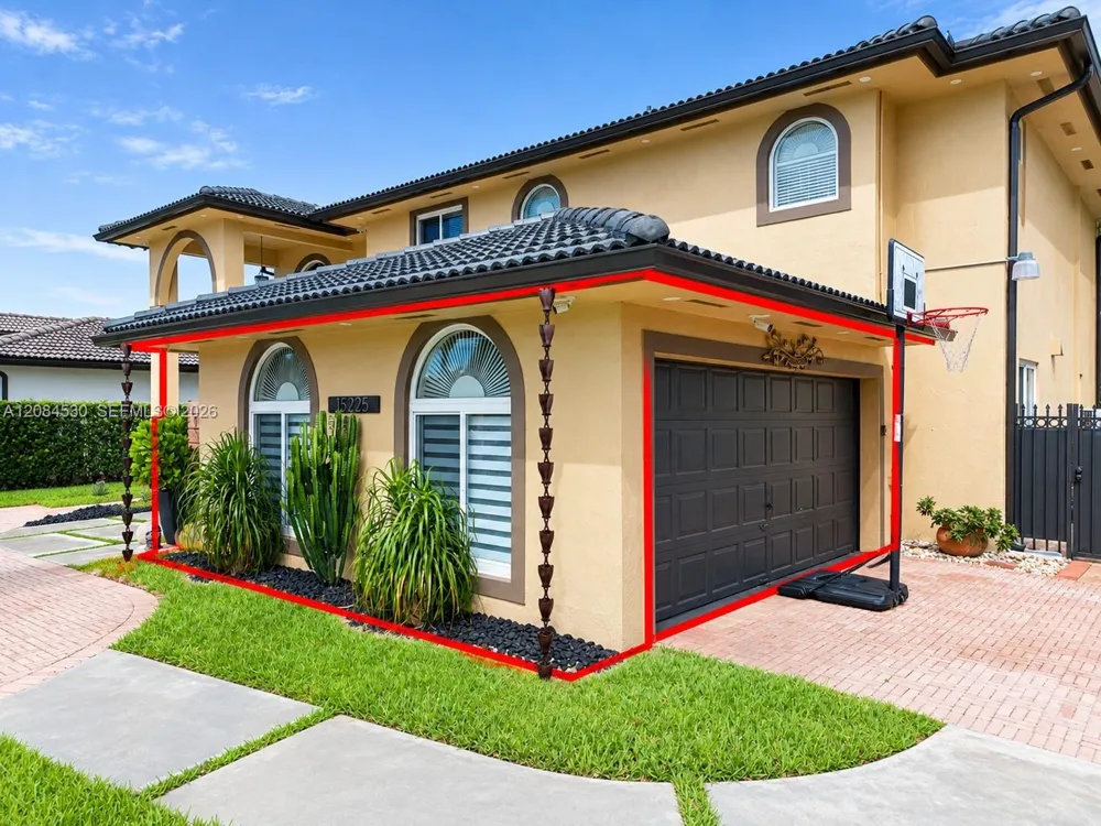 15225 SW 140th St #B Miami, FL 33196
