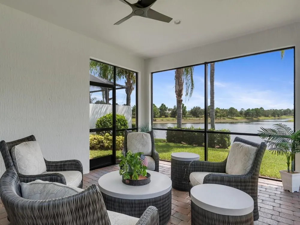 4425 BEAUTY LEAF CIRCLE Vero Beach, FL 32967