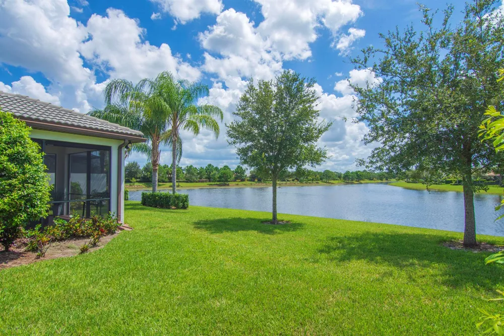 4425 BEAUTY LEAF CIRCLE Vero Beach, FL 32967