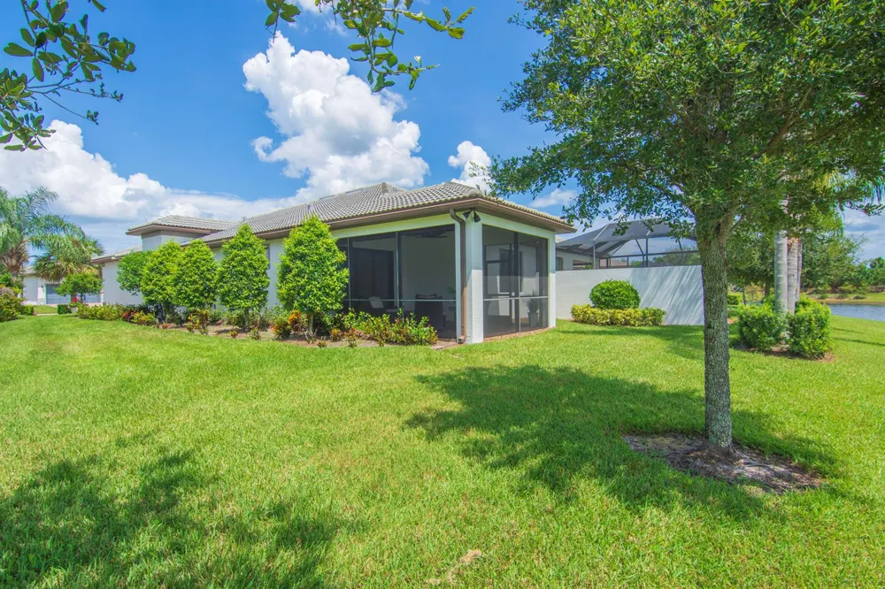 4425 BEAUTY LEAF CIRCLE Vero Beach, FL 32967