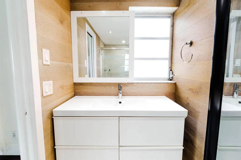900 NE 12TH AVENUE #408 Hallandale Beach, FL 33009