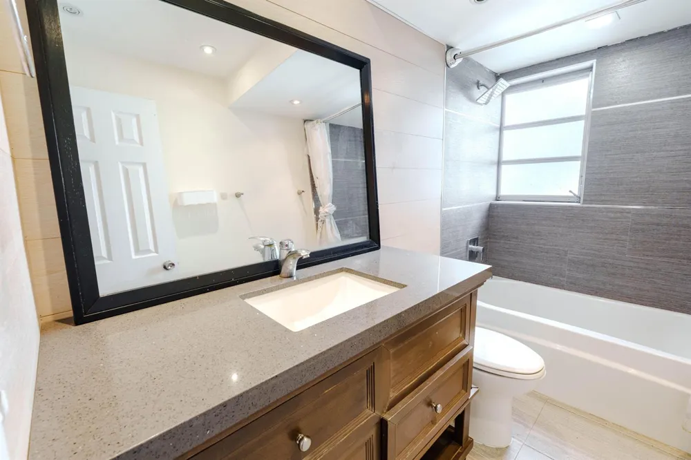 900 NE 12TH AVENUE #408 Hallandale Beach, FL 33009