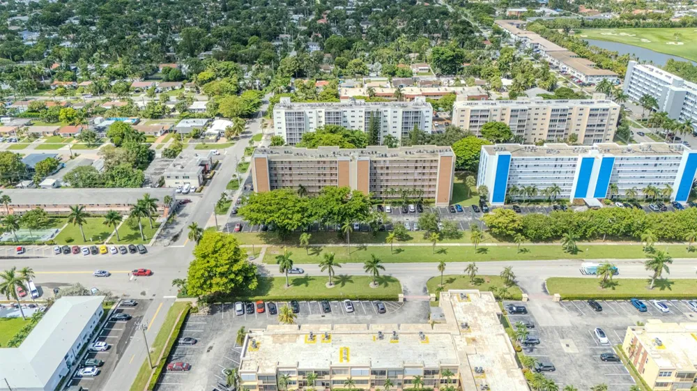 900 NE 12TH AVENUE #408 Hallandale Beach, FL 33009
