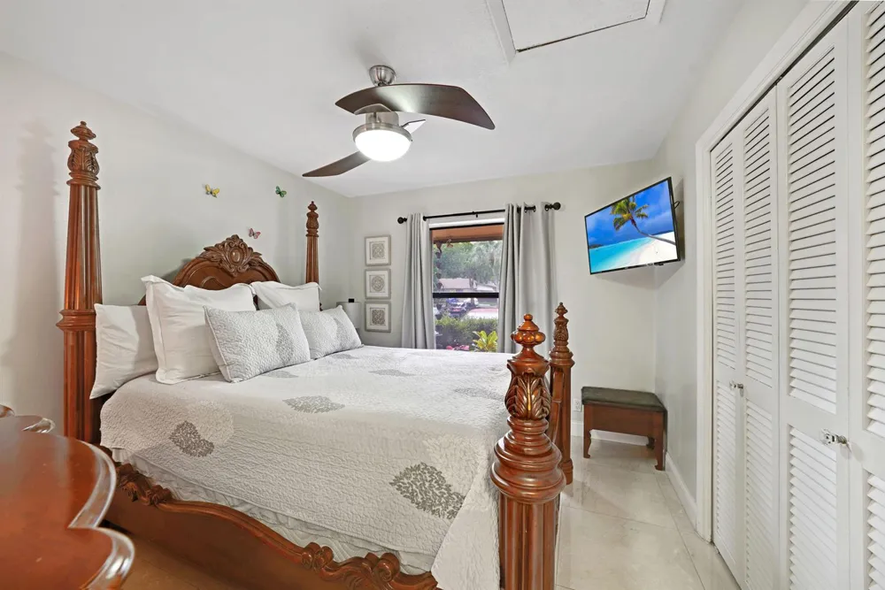 145 Essex Road #1-30 Hollywood, FL 33024