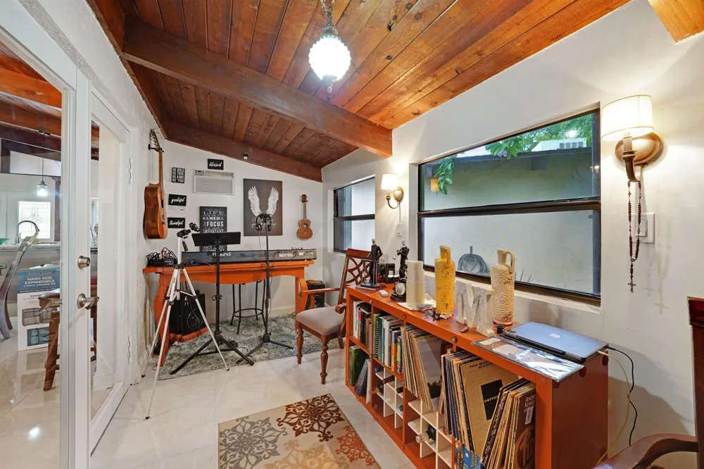 145 Essex Road #1-30 Hollywood, FL 33024