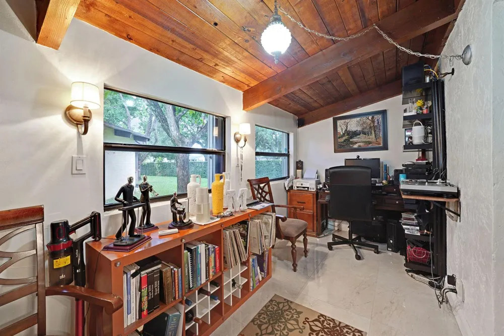 145 Essex Road #1-30 Hollywood, FL 33024