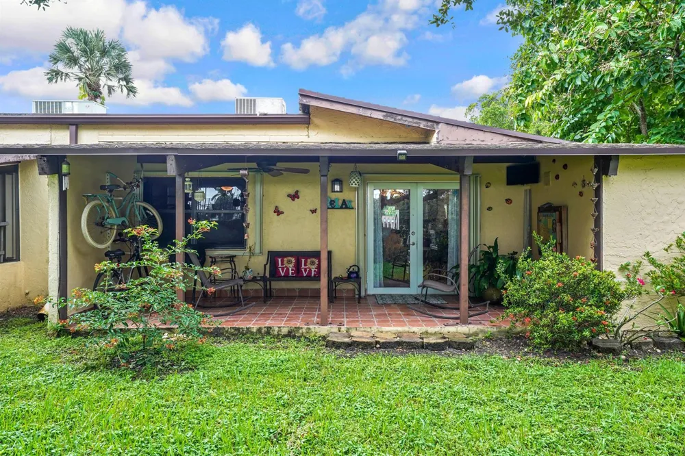145 Essex Road #1-30 Hollywood, FL 33024