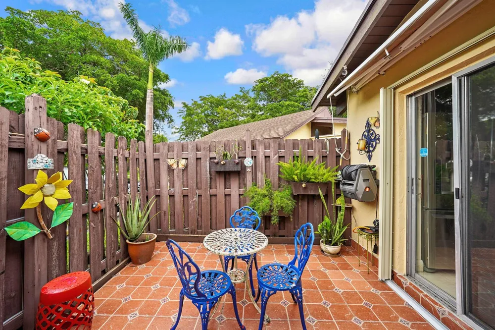 145 Essex Road #1-30 Hollywood, FL 33024