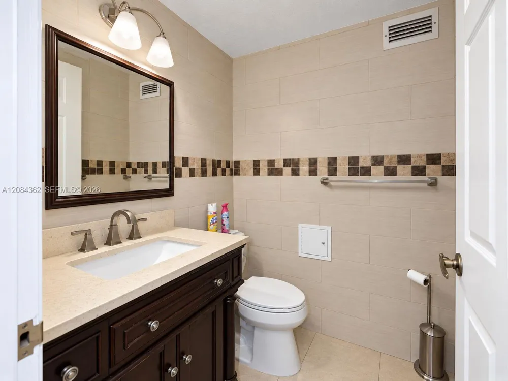 2501 S Ocean Dr #323 Hollywood, FL 33019