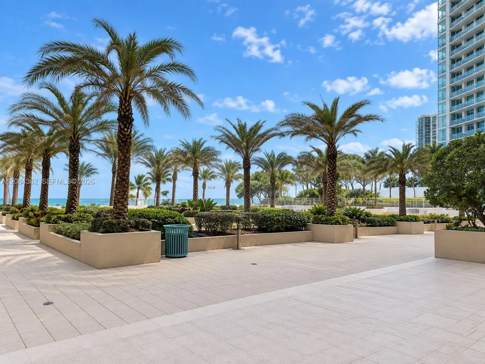 2501 S Ocean Dr #323 Hollywood, FL 33019