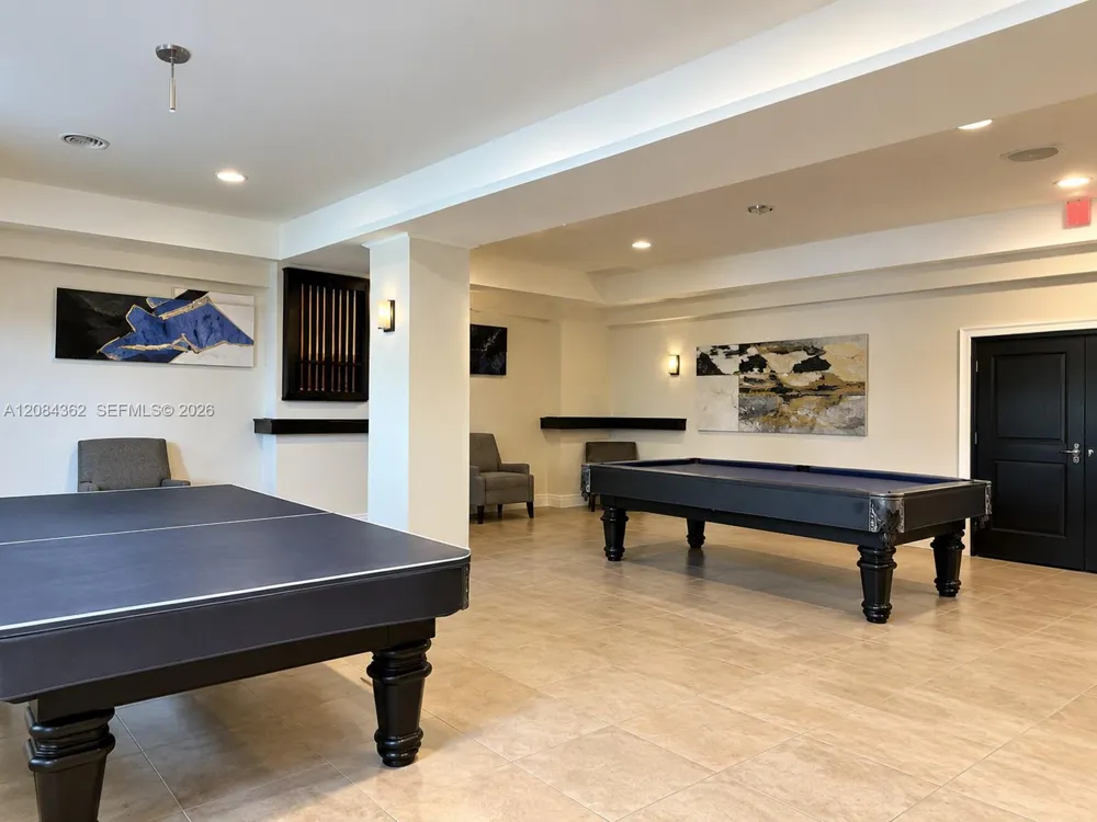 2501 S Ocean Dr #323 Hollywood, FL 33019