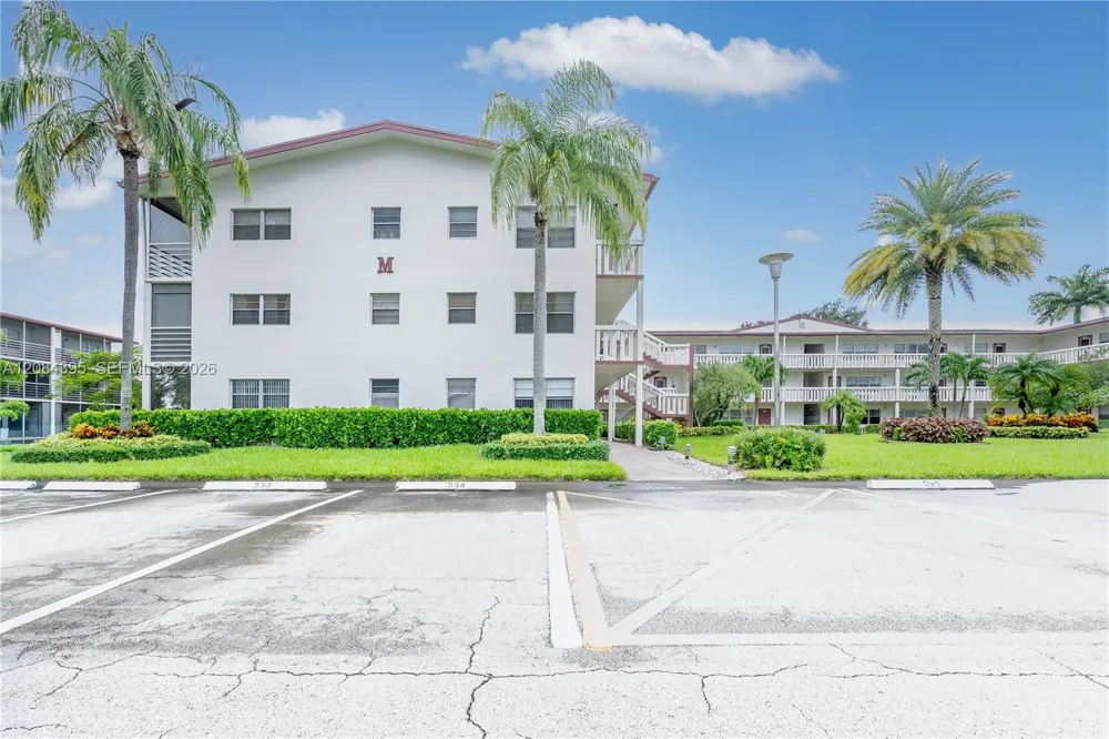 523 Fanshaw M #523 Boca Raton, FL 33434