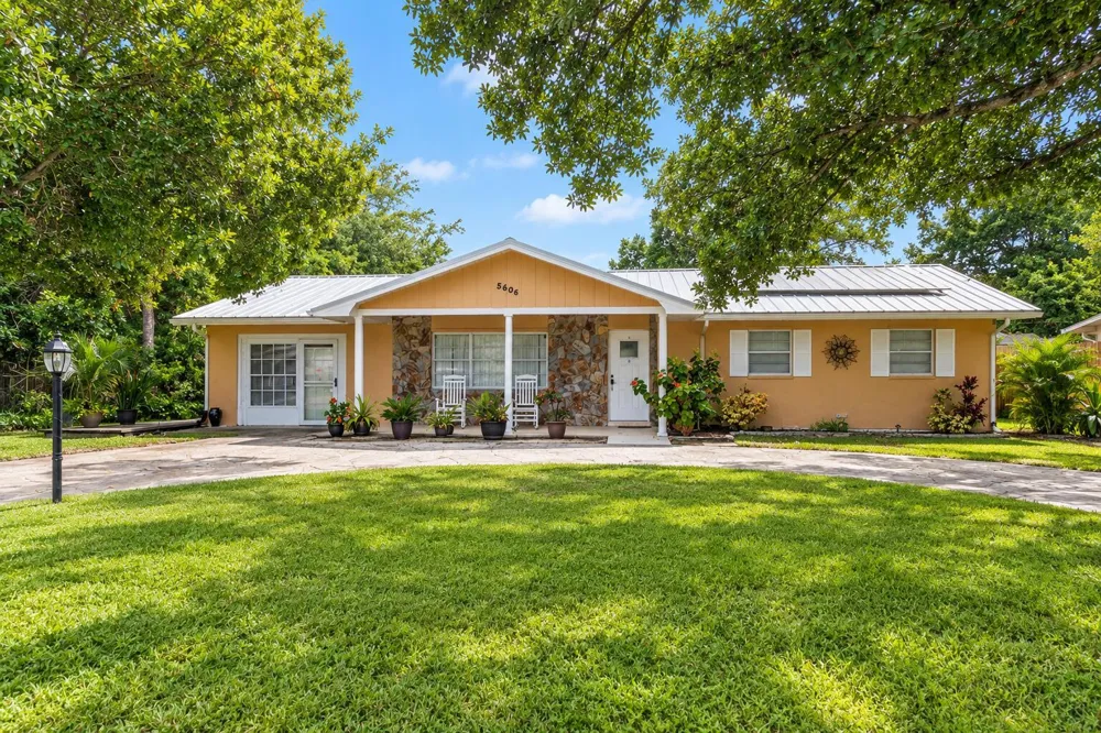 5605 WINTER GARDEN PARKWAY Fort Pierce, FL 34951