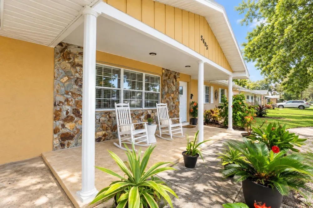 5605 WINTER GARDEN PARKWAY Fort Pierce, FL 34951