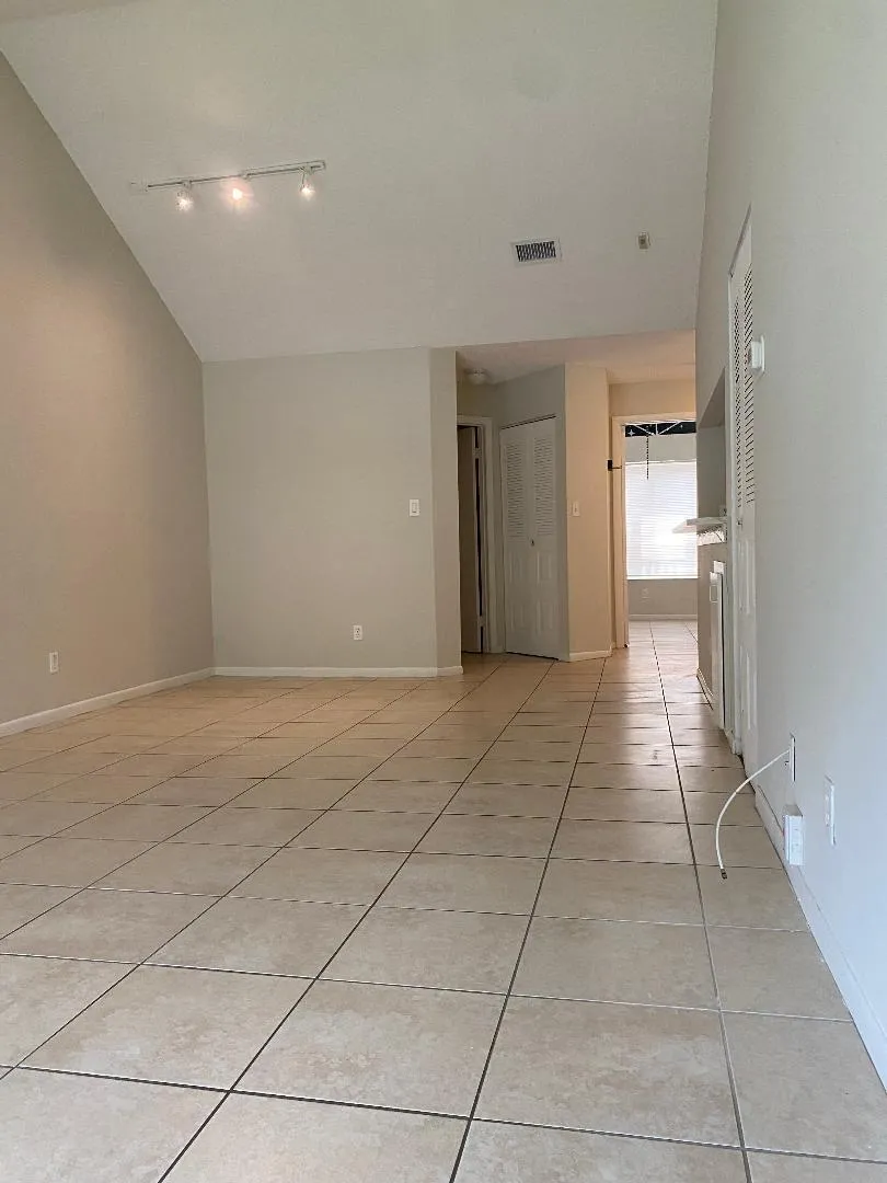 1095 CORAL CLUB DRIVE #1095 Coral Springs, FL 33071