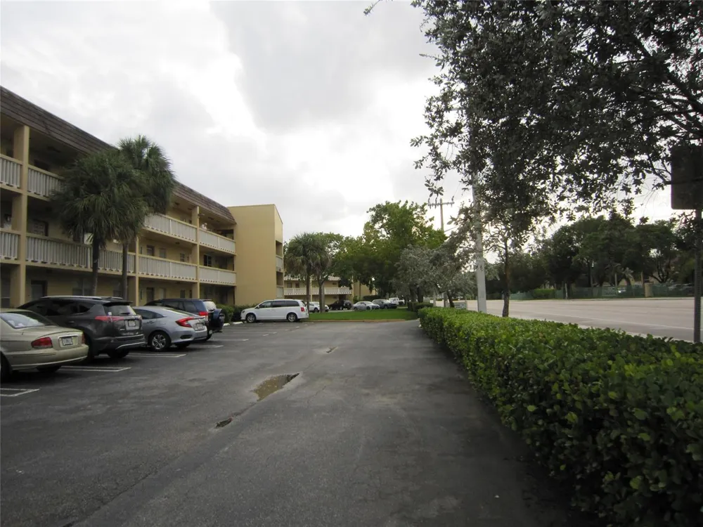 6150 NW 62ND STREET #107 Tamarac, FL 33319