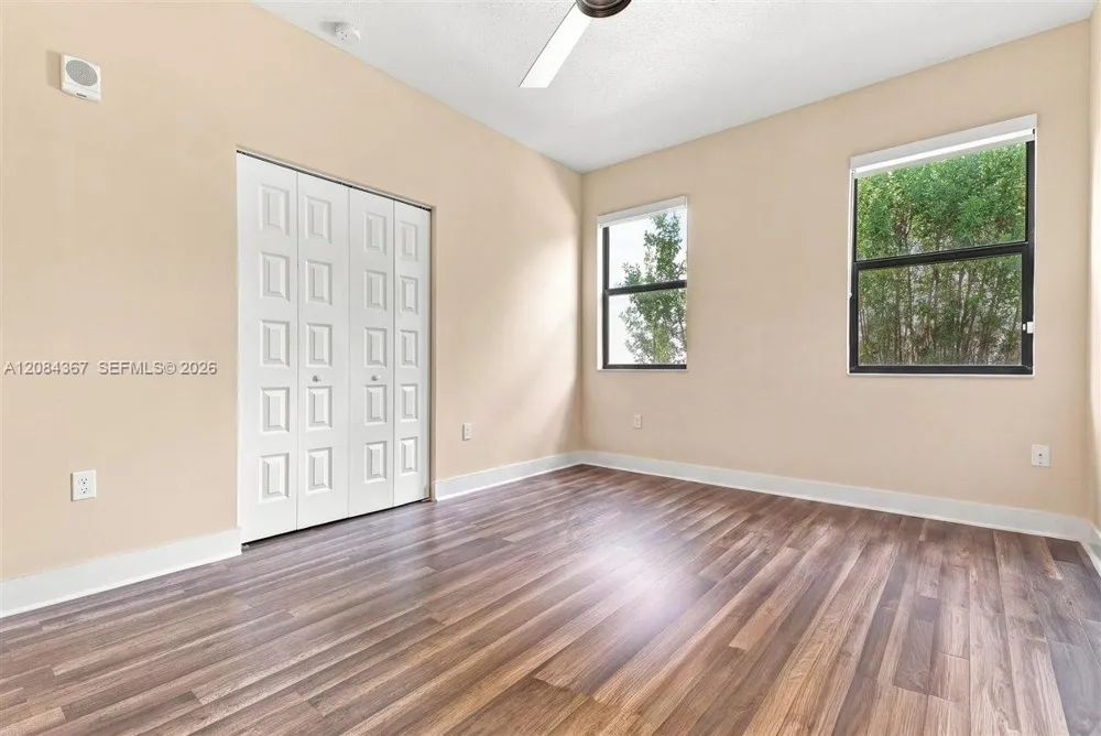 10455 NW 82nd St #10 Doral, FL 33178