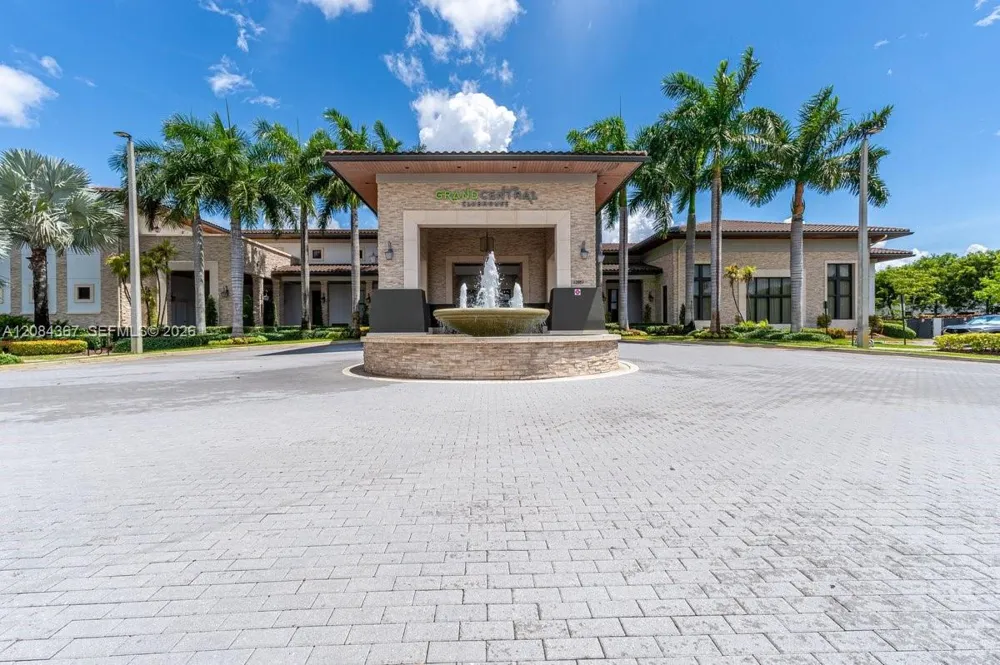 10455 NW 82nd St #10 Doral, FL 33178