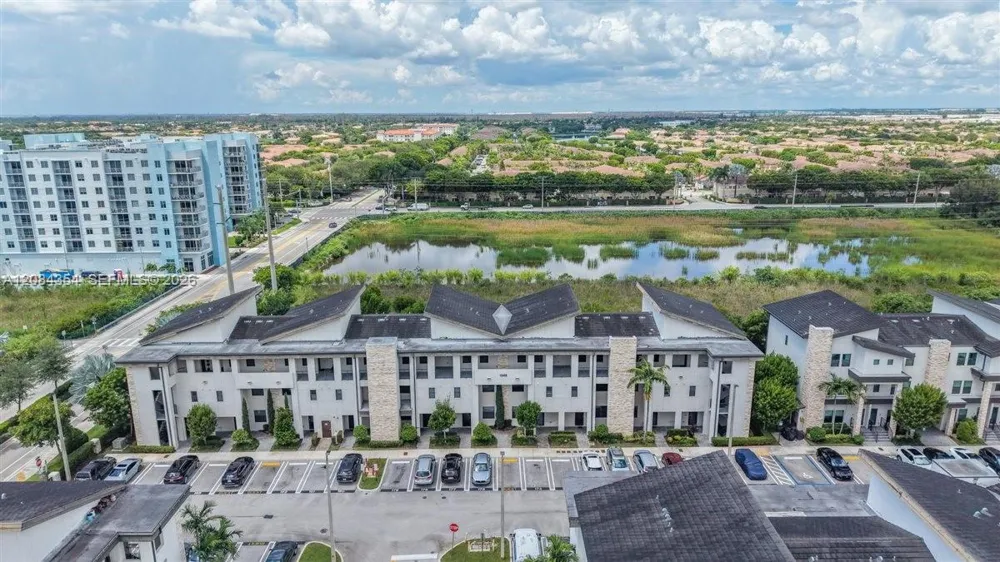 10455 NW 82nd St #10 Doral, FL 33178