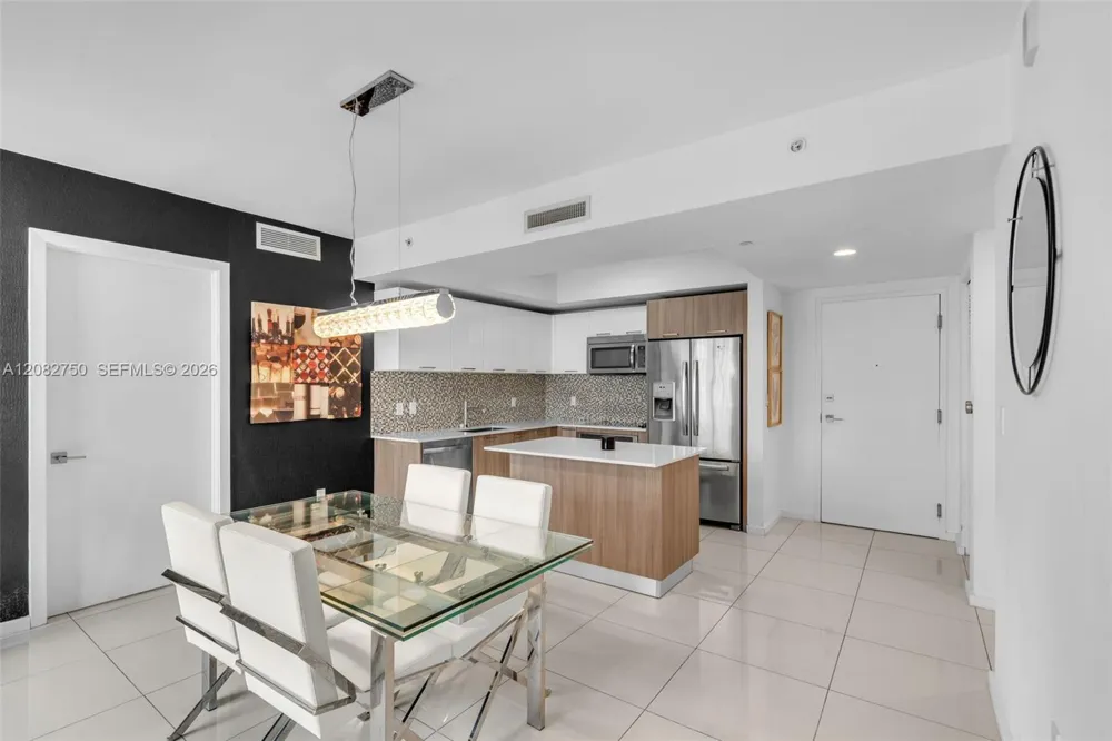 5252 NW 85th Ave #1709 Doral, FL 33166