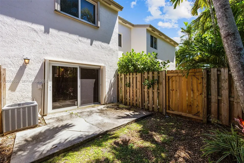 15750 SW 92nd Ave #29C Palmetto Bay, FL 33157