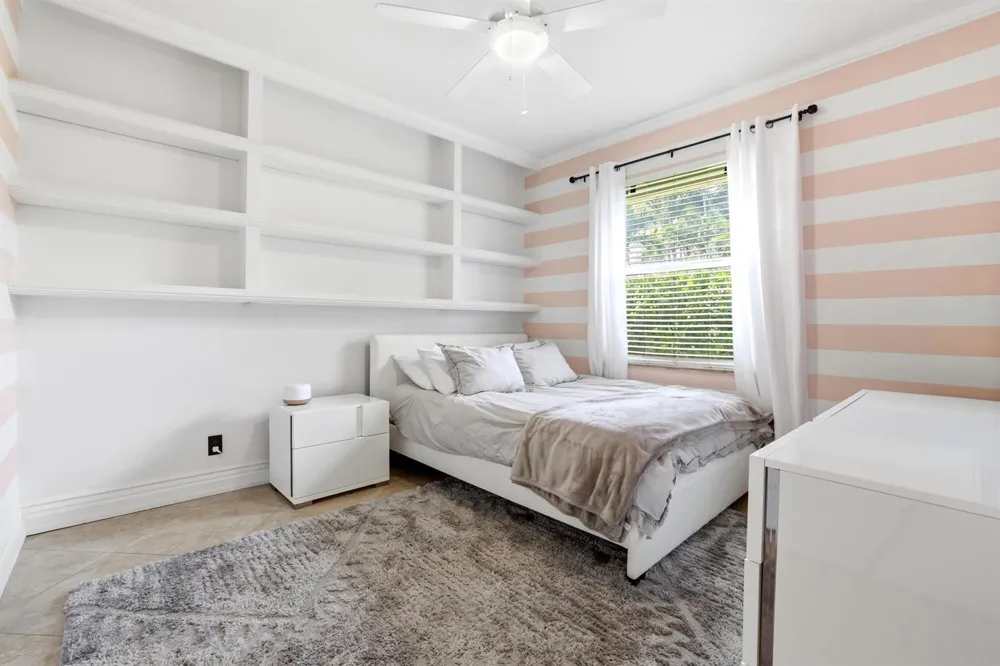 1350 PAMPAS WAY Wellington, FL 33414
