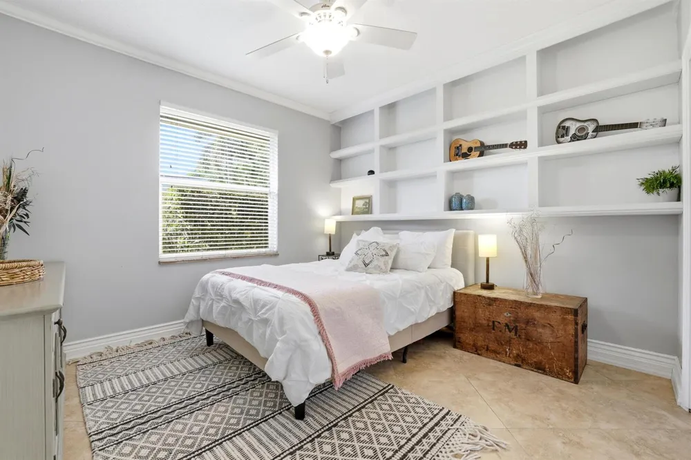 1350 PAMPAS WAY Wellington, FL 33414
