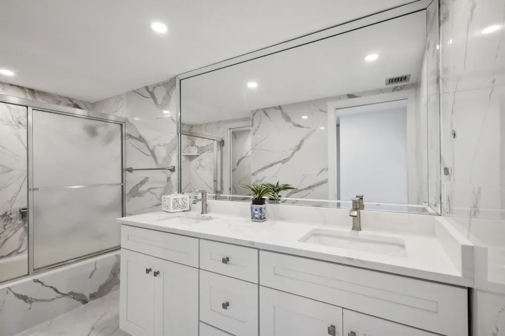 3475 S OCEAN BOULEVARD #2050 Palm Beach, FL 33480