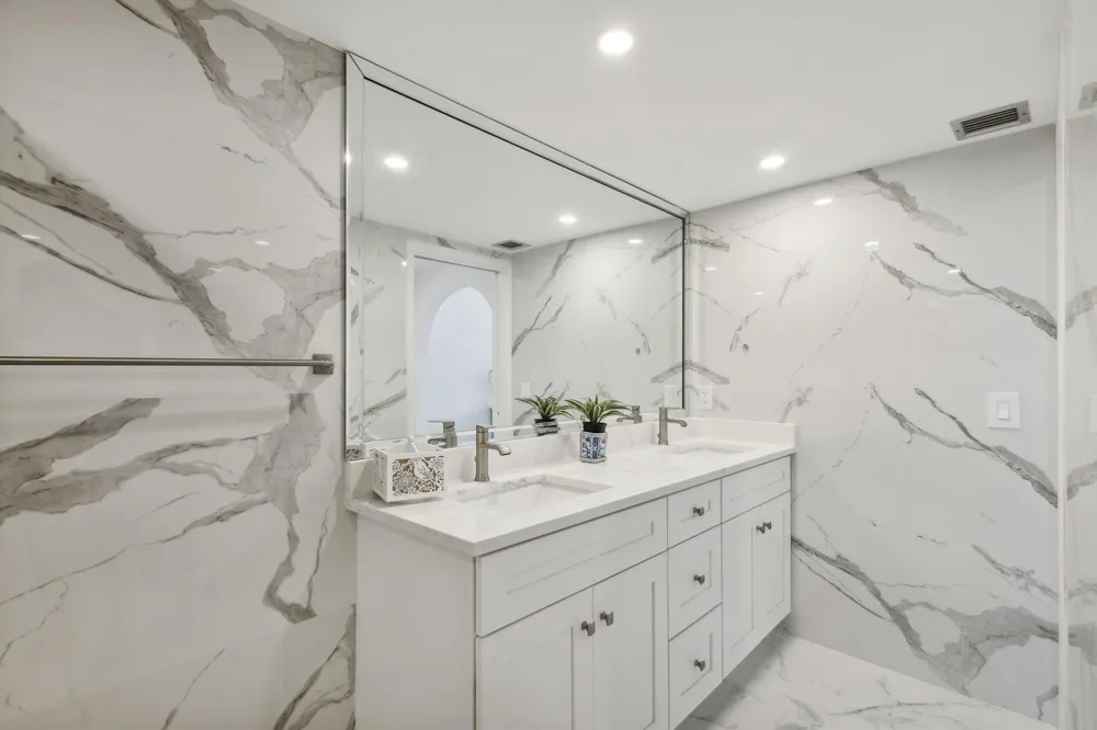 3475 S OCEAN BOULEVARD #2050 Palm Beach, FL 33480