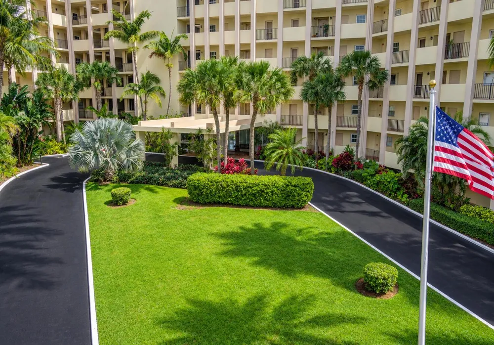 3475 S OCEAN BOULEVARD #2050 Palm Beach, FL 33480