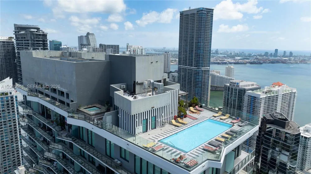1300 S Miami Ave #2411 Miami, FL 33130